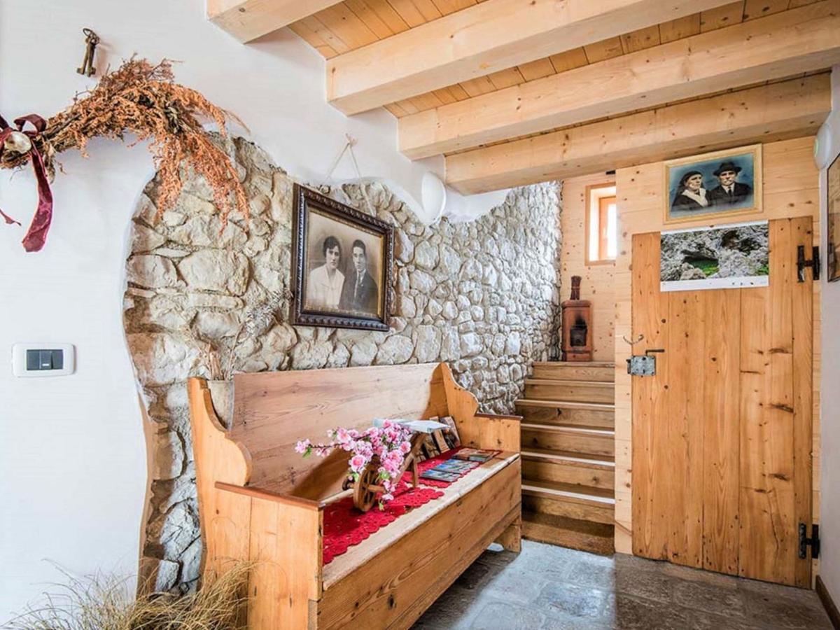 Apartment Albergo Diffuso - Cjasa Ustin-3 By Interhome Barcis Exterior foto